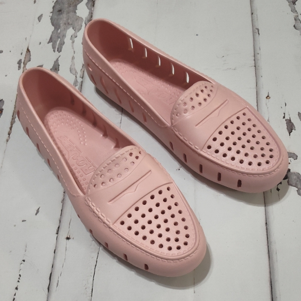 Women's Pink Floafers Sz9 Beach Shoes Loafers